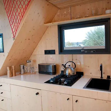 Tiny House Pioneer - Ferienhof Janssen * Schillig